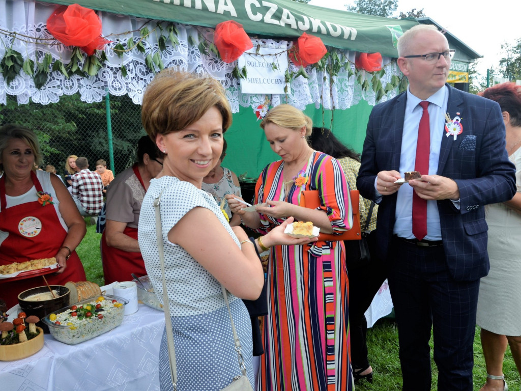 CZAJKÓW: Parafialno - Gminne Święto Plonów