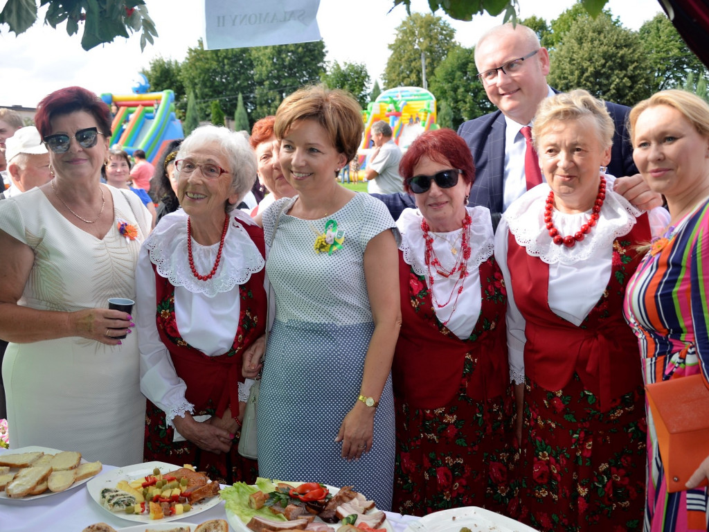 CZAJKÓW: Parafialno - Gminne Święto Plonów