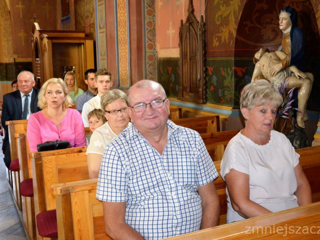 KRASZEWICE: Najpierw podziękowali za plony Bogu