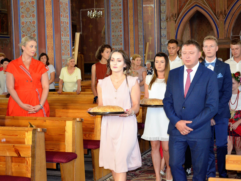 KRASZEWICE: Najpierw podziękowali za plony Bogu
