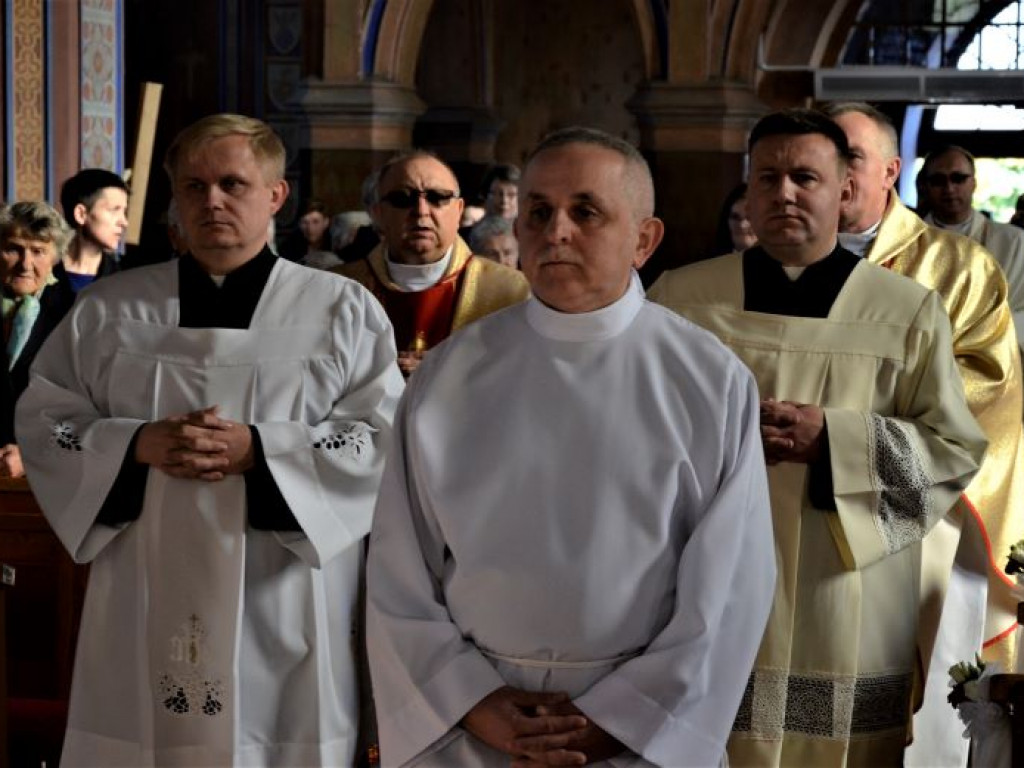 KRASZEWICE: Intronizacja relikwii św. Jana Pawła II