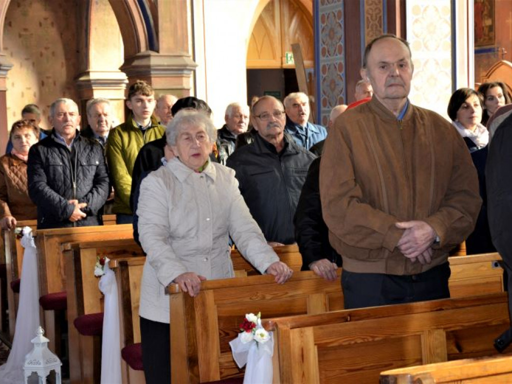 KRASZEWICE: Intronizacja relikwii św. Jana Pawła II