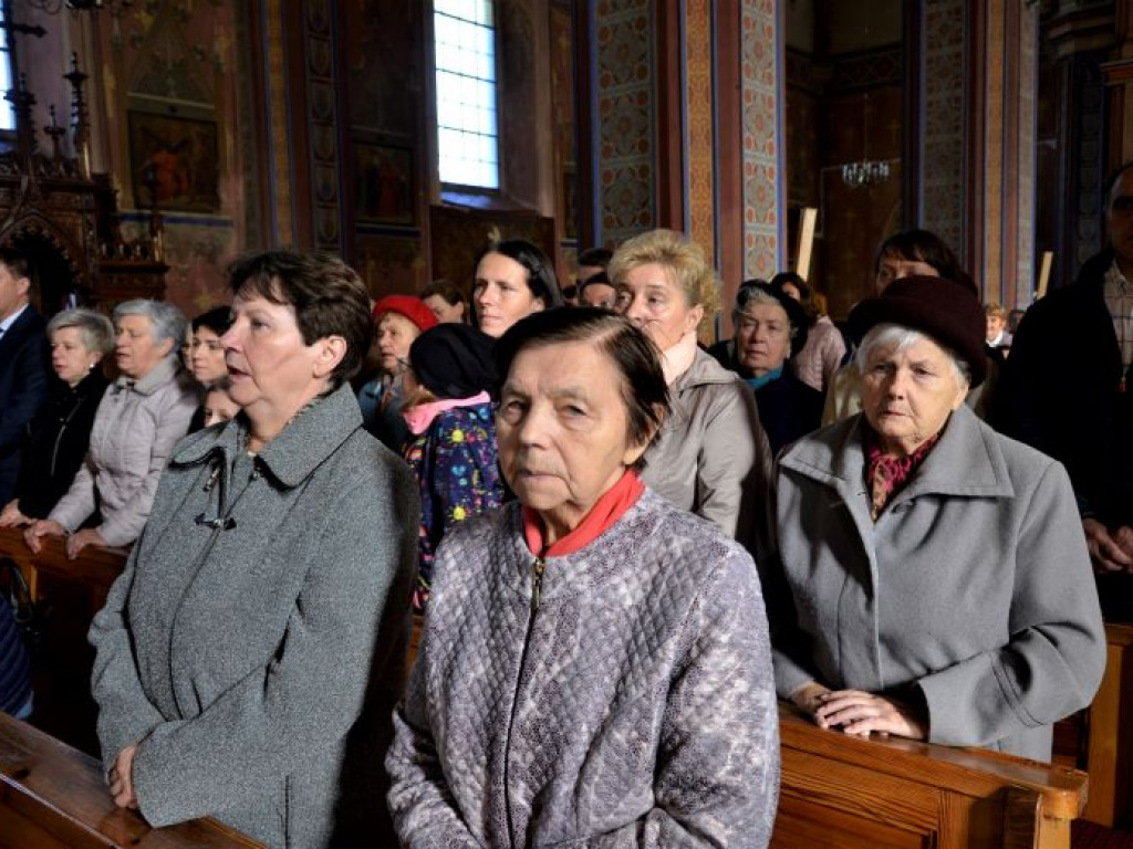 KRASZEWICE: Intronizacja relikwii św. Jana Pawła II