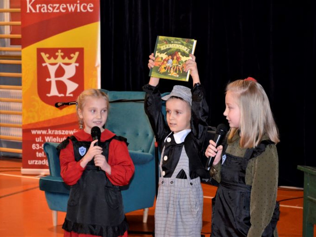 Wspólne Czytanie Elementarza w Kuźnicy Grabowskiej