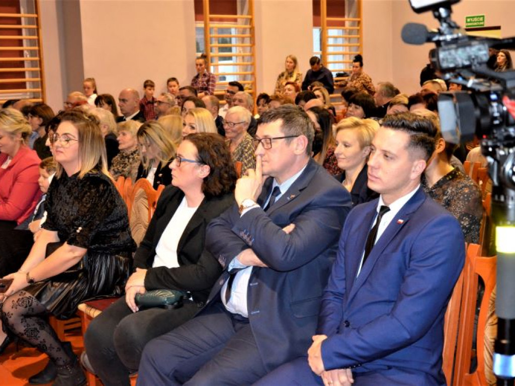 Wspólne Czytanie Elementarza w Kuźnicy Grabowskiej