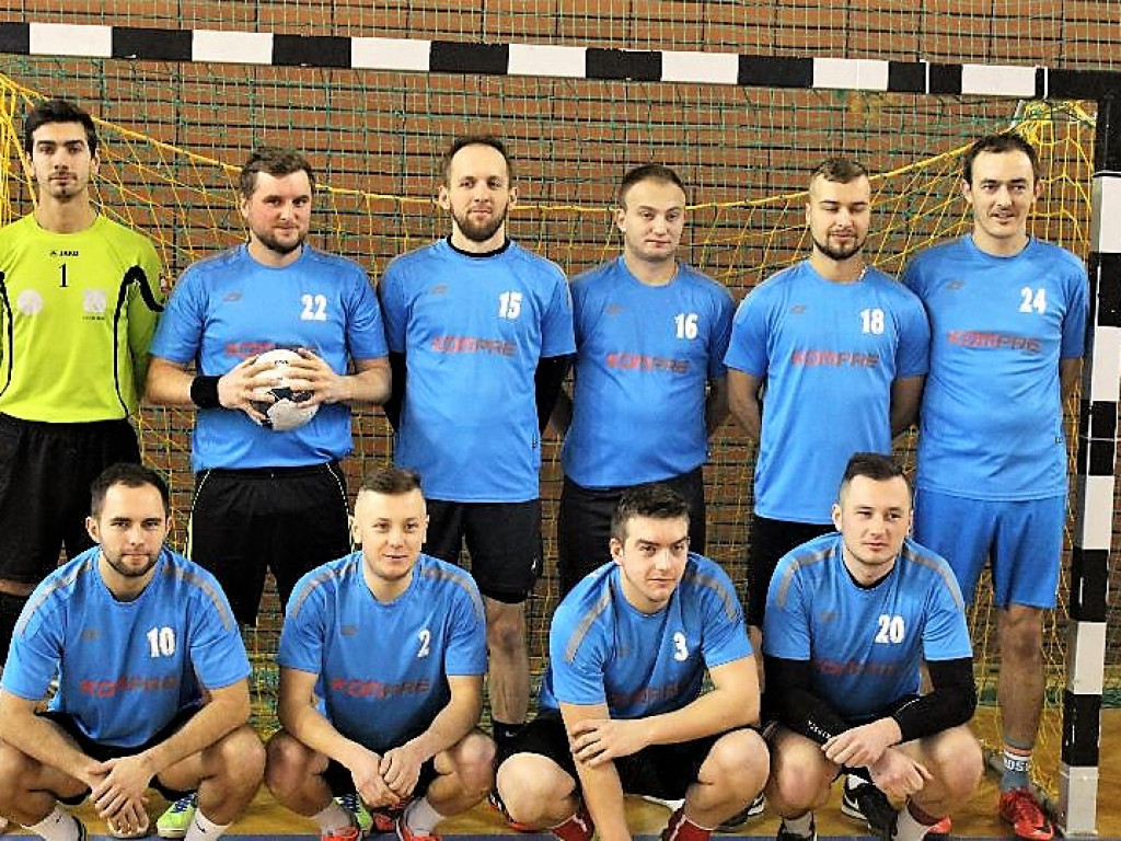 Puchar Starosty w rękach Doruchowa