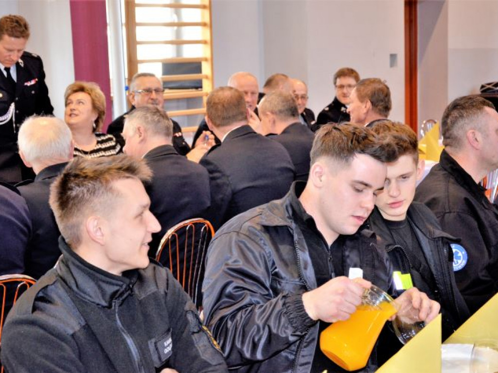 KUŹNICA GRAB. Dostał Biskup Elementarz