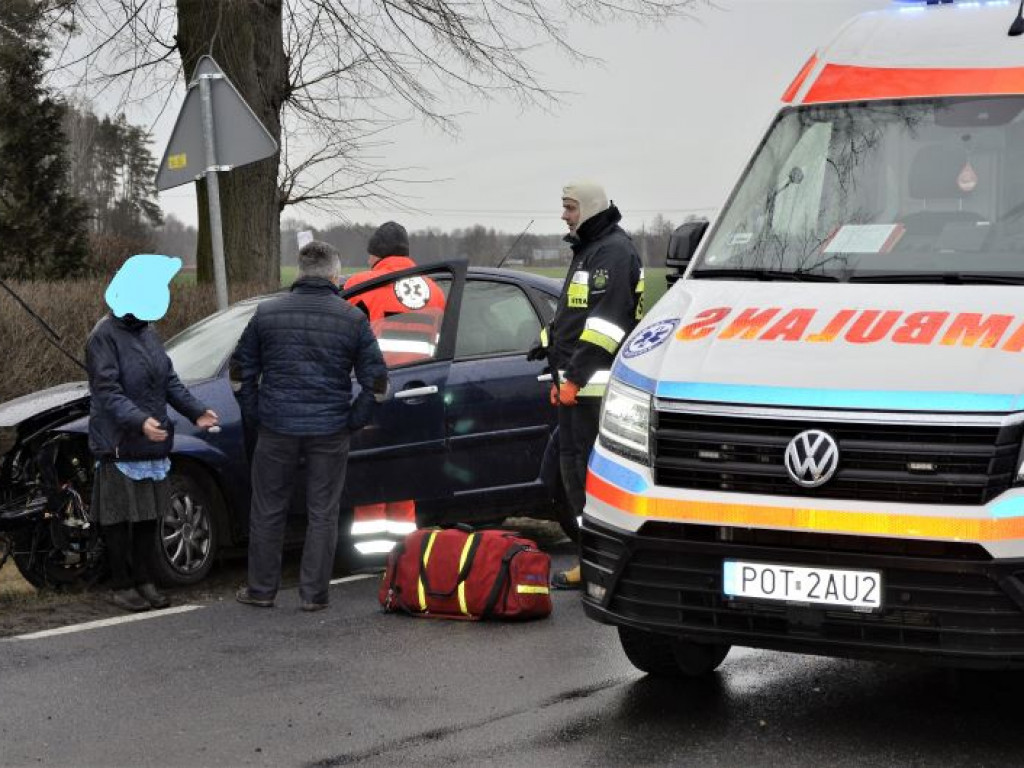 STARA KUŹNICA: W wypadku uczestniczyła dwójka dzieci