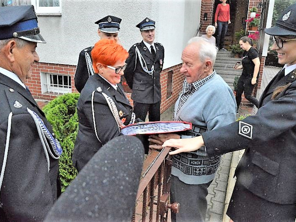 90. urodziny druha Jana Treśki. OSP Ostrzeszów nie zapomniała