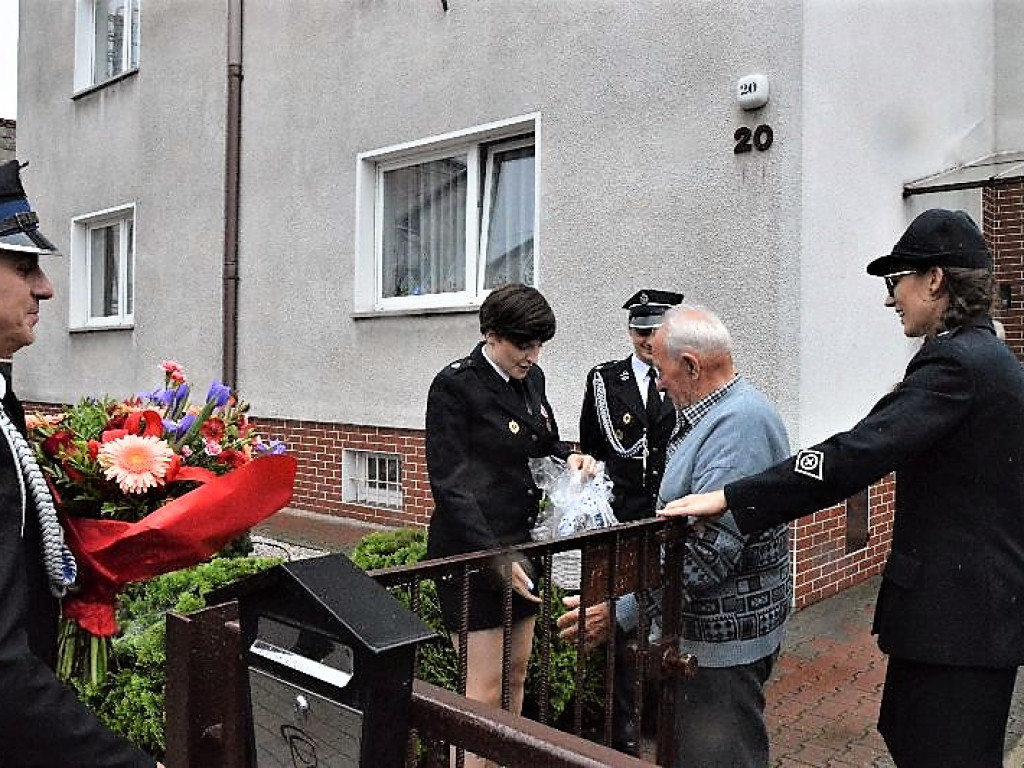 90. urodziny druha Jana Treśki. OSP Ostrzeszów nie zapomniała