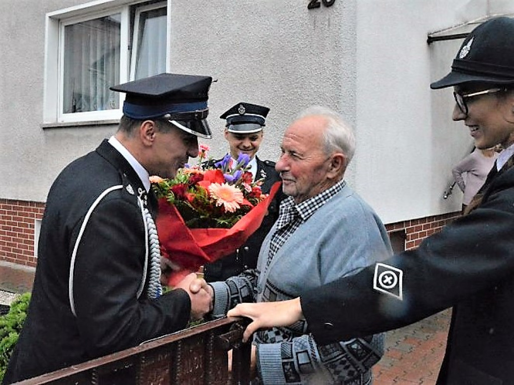 90. urodziny druha Jana Treśki. OSP Ostrzeszów nie zapomniała
