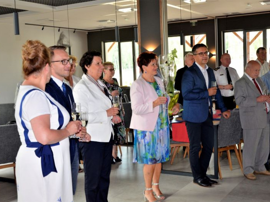 OSTRZESZÓW: Uroczyste otwarcie Restauracji ,,Zacisze`` (ZDJĘCIA)