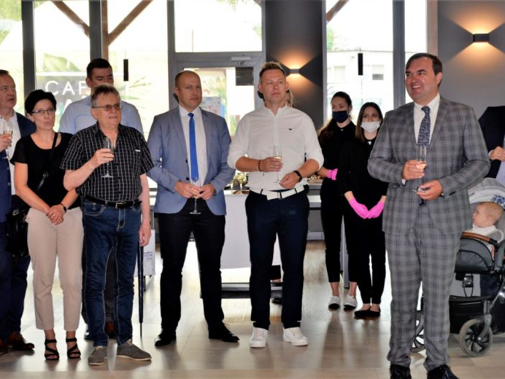 OSTRZESZÓW: Uroczyste otwarcie Restauracji ,,Zacisze`` (ZDJĘCIA)