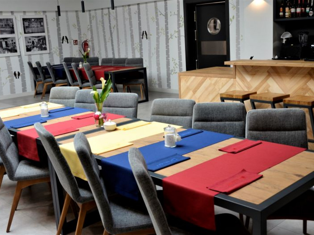 OSTRZESZÓW: Uroczyste otwarcie Restauracji ,,Zacisze`` (ZDJĘCIA)