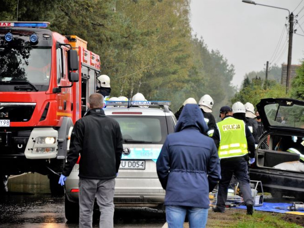 KUŹNICA GRABOWSKA: Pijany w sztok 30-latek uderzył w opłotowanie