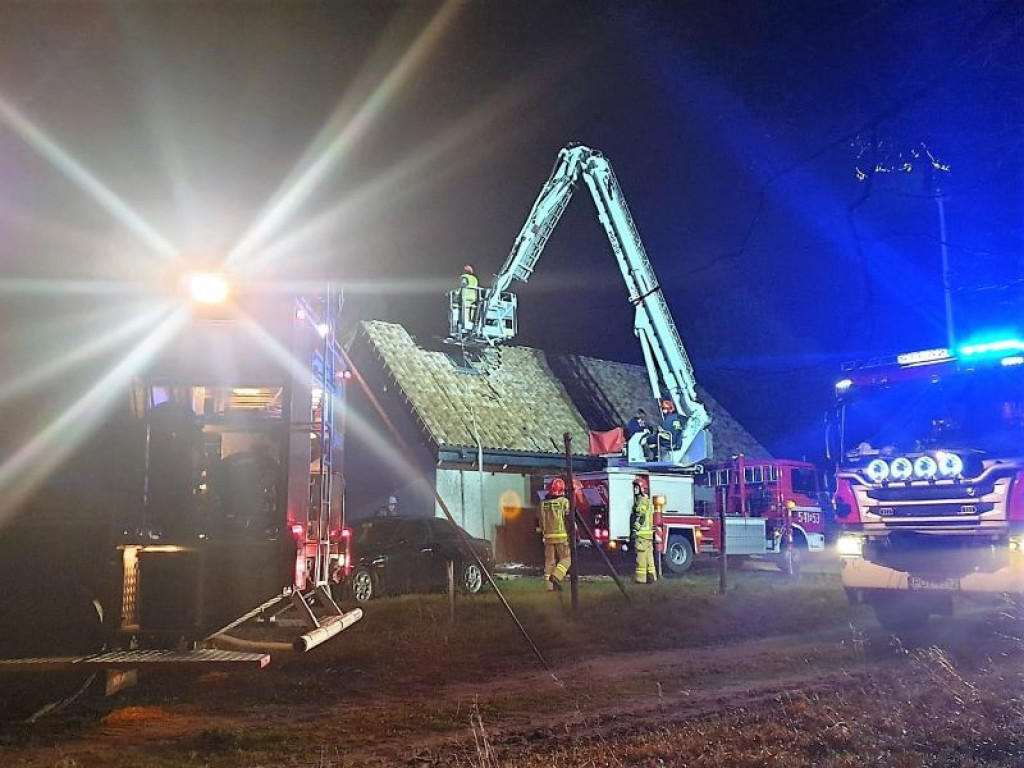 Pożar sadzy i więźby dachowej