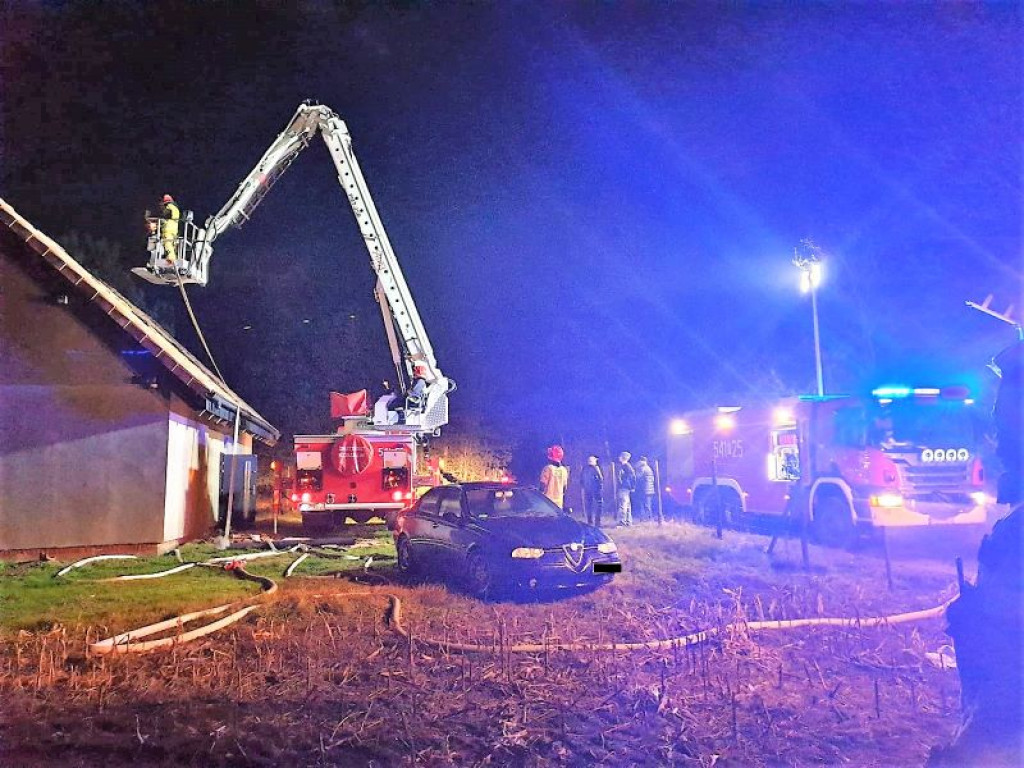 Pożar sadzy i więźby dachowej