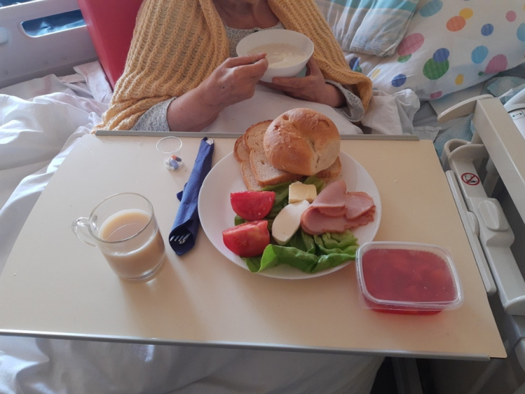Smacznie jak... w szpitalu