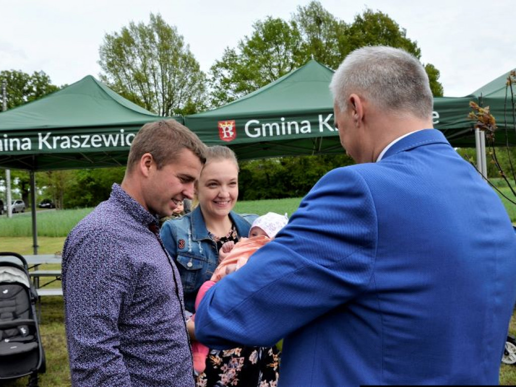 KRASZEWICE: Urodzeni w 2020 roku mają swoje drzewka