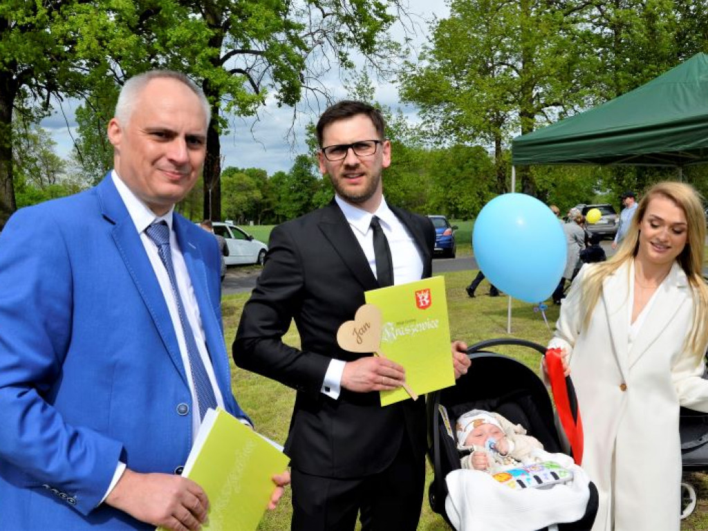 KRASZEWICE: Urodzeni w 2020 roku mają swoje drzewka