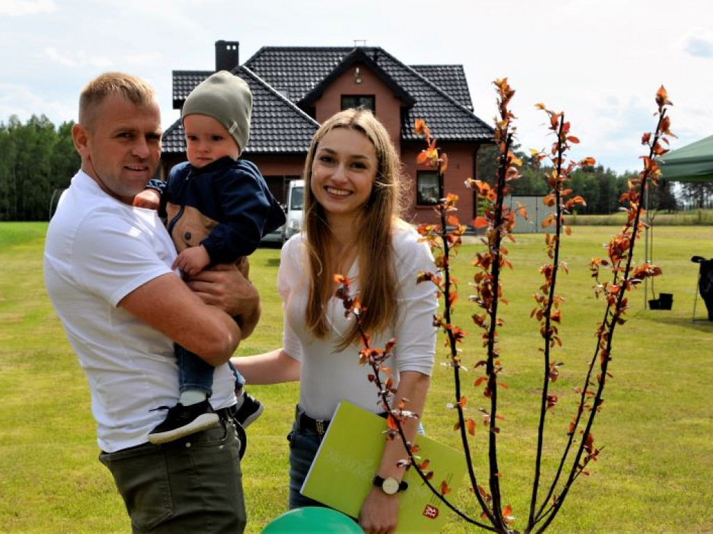 KRASZEWICE: Urodzeni w 2020 roku mają swoje drzewka
