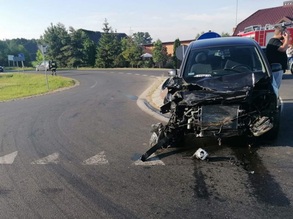 PALATY: Kolizja na drodze