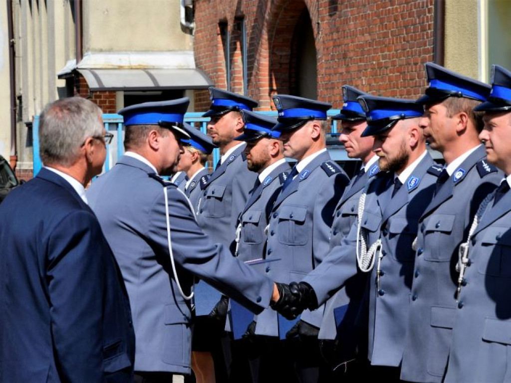 OSTRZESZÓW: Powiatowe Święto Policji
