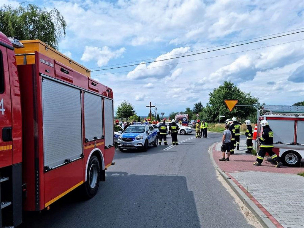 Zderzenie aut w Pisarzowicach