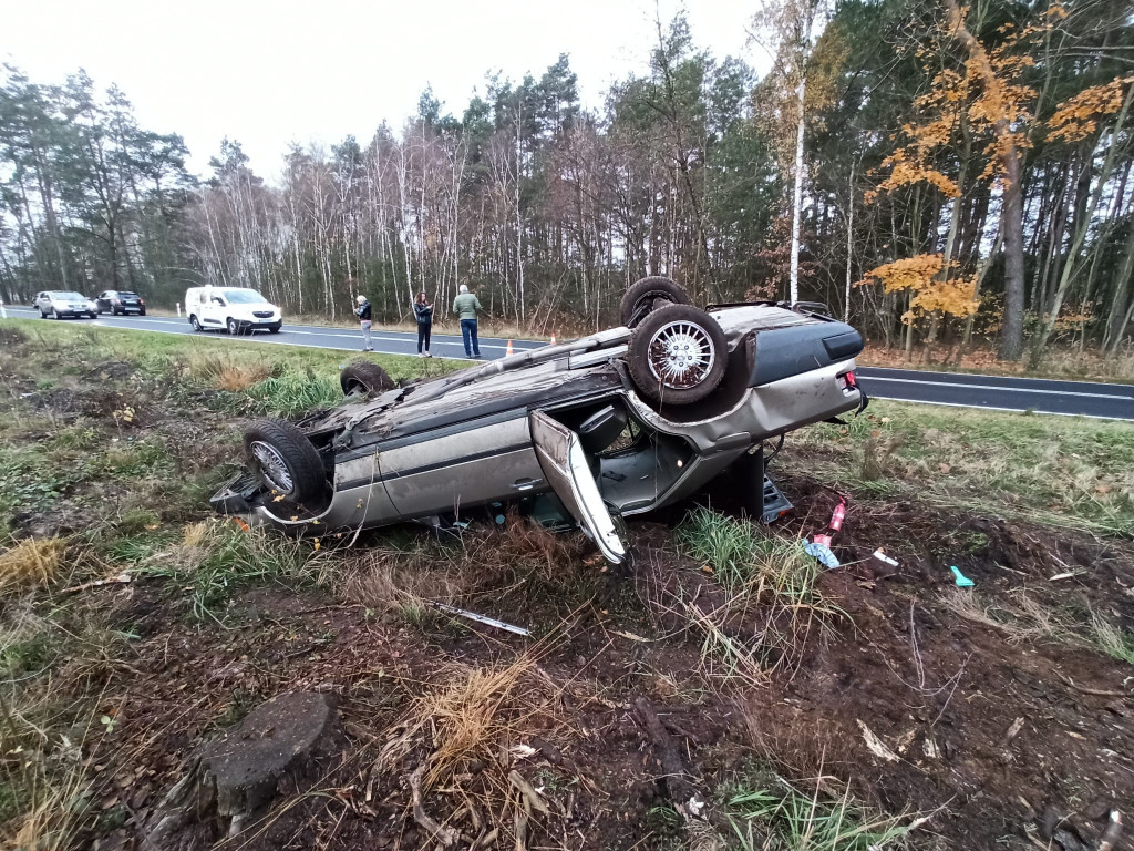 Dachowanie samochodów osobowych w Godziętowach i Torzeńcu