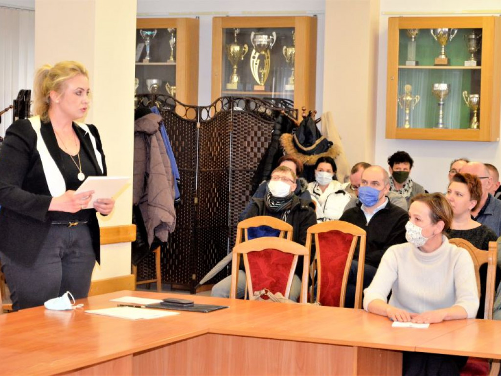 Ta strefa nas dusi - mówią o Strefie Płatnego Parkowania ostrzeszowscy przedsiębiorcy