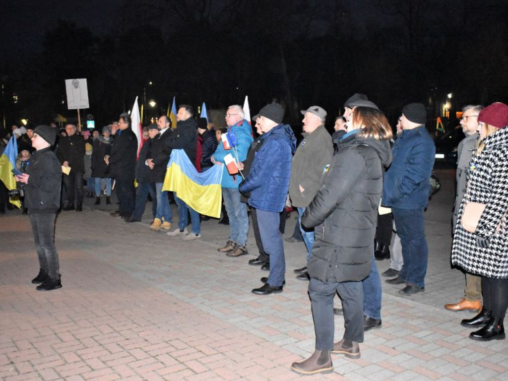 OSTRZESZÓW: Wiec poparcia dla Ukraińców