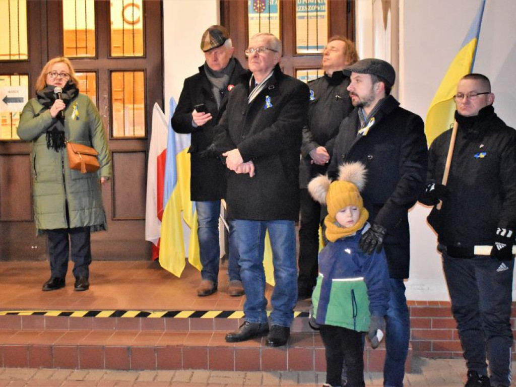 OSTRZESZÓW: Wiec poparcia dla Ukraińców