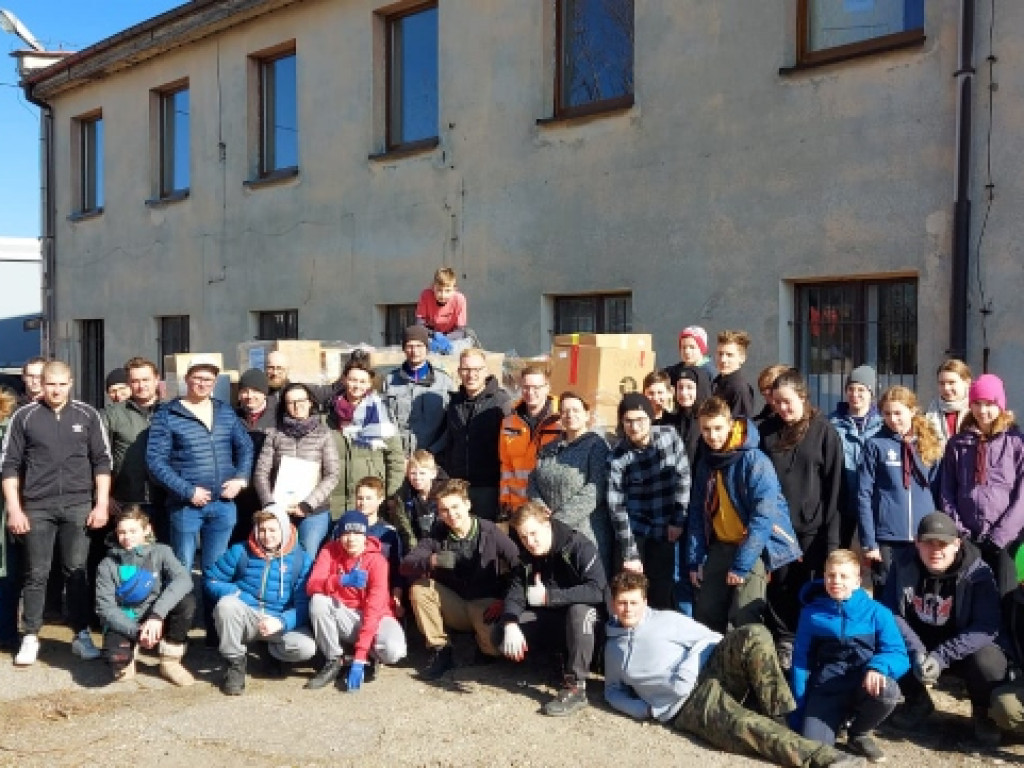 Kolejne transporty humanitarne dla Ukrainy trafiły do PCPR w Ostrzeszowie