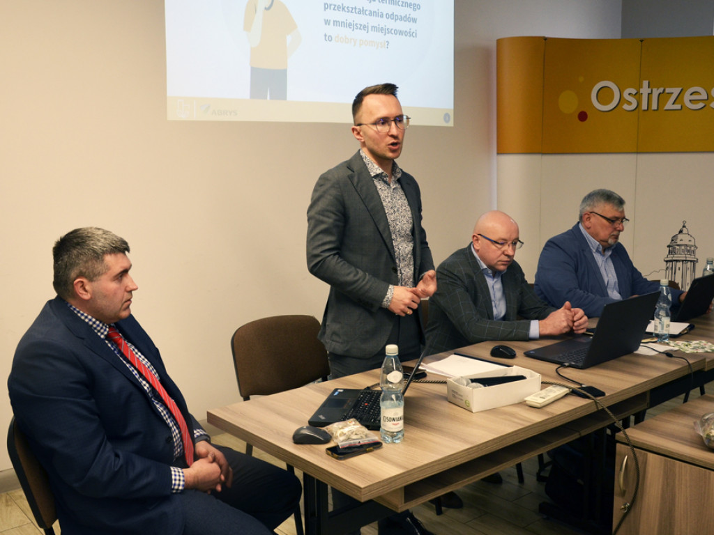 Ostrzeszów: Chcą przekonać do spalarni