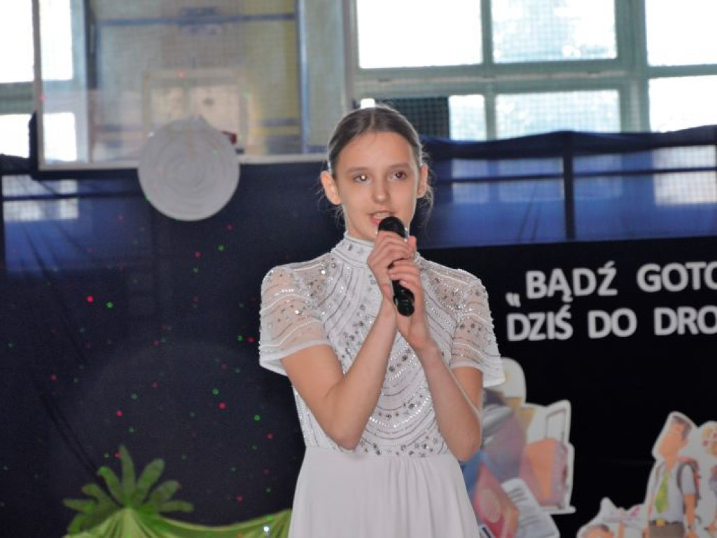KRASZEWICE: Niezwykły wieczór literacko-muzyczny ,,Bądź gotowy dziś do drogi...``