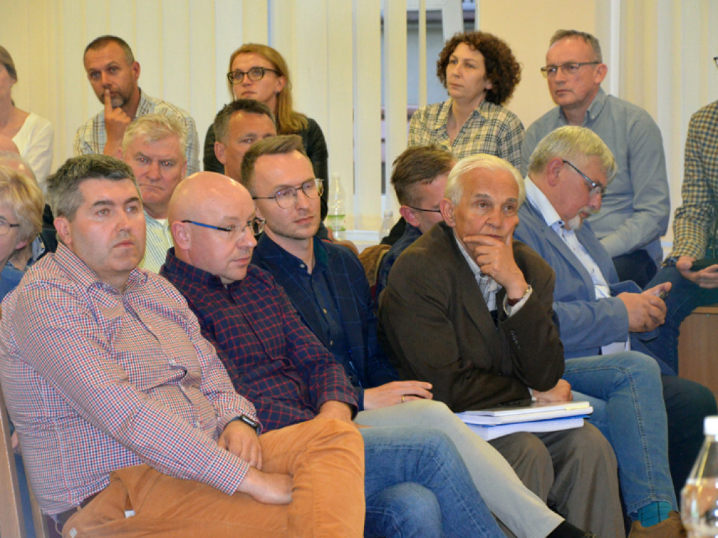 OSTRZESZÓW: Mieszkańcy przeciwni spalarni