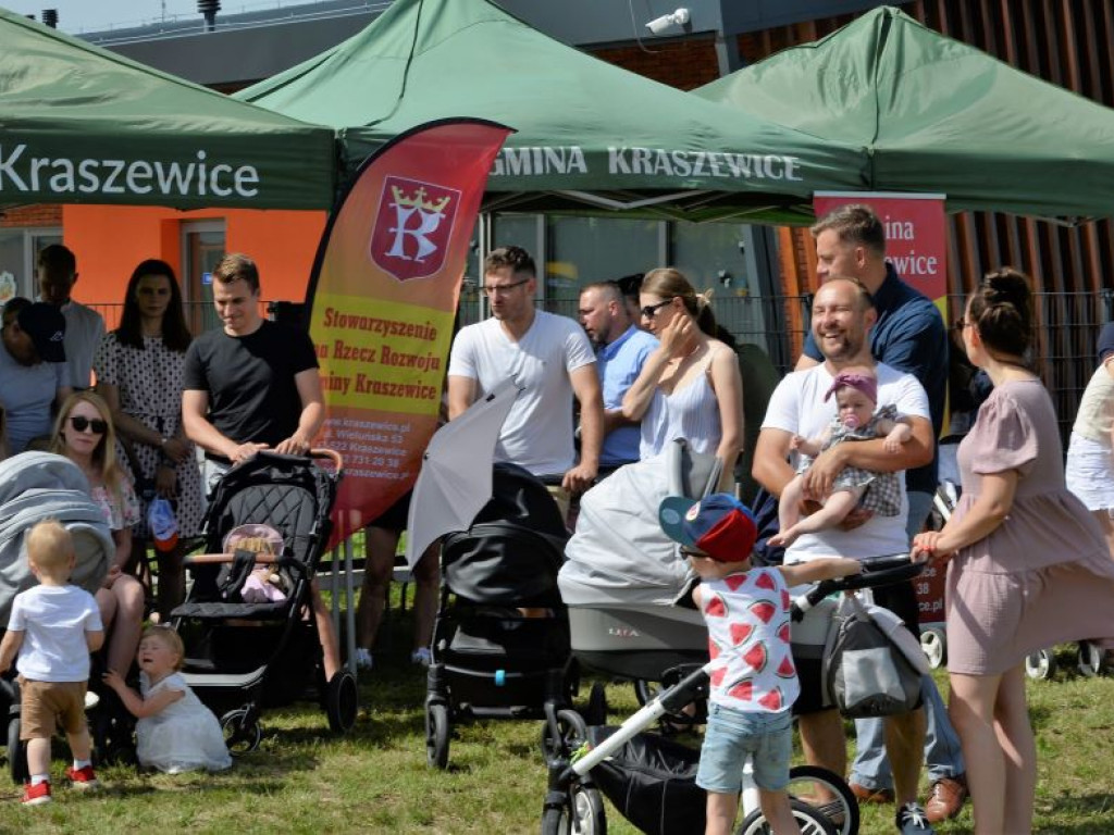 KRASZEWICE: Urodzone w 2021 roku dzieci mają swoje drzewa