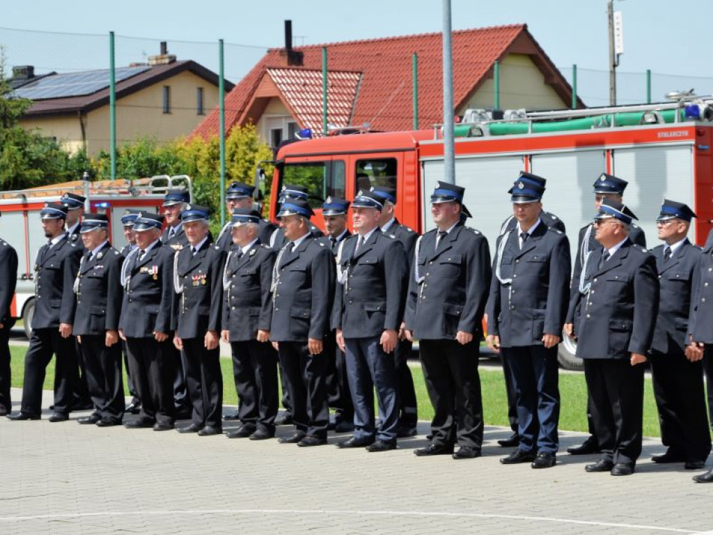 DORUCHÓW: Uroczyste przekazanie średniego samochodu ratowniczo-gaśniczego (ZDJĘCIA)