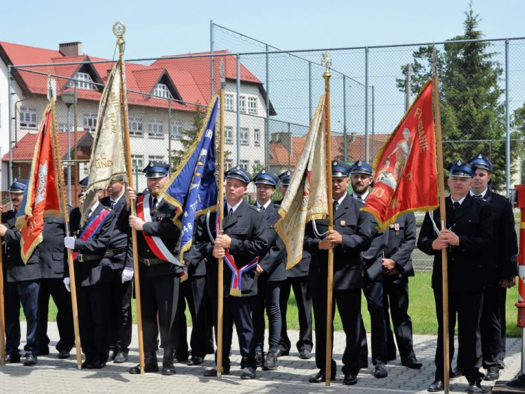 DORUCHÓW: Uroczyste przekazanie średniego samochodu ratowniczo-gaśniczego (ZDJĘCIA)