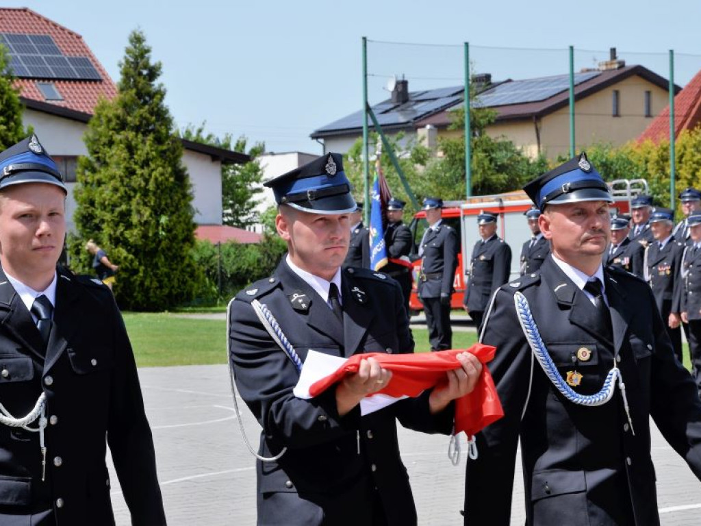 DORUCHÓW: Uroczyste przekazanie średniego samochodu ratowniczo-gaśniczego (ZDJĘCIA)