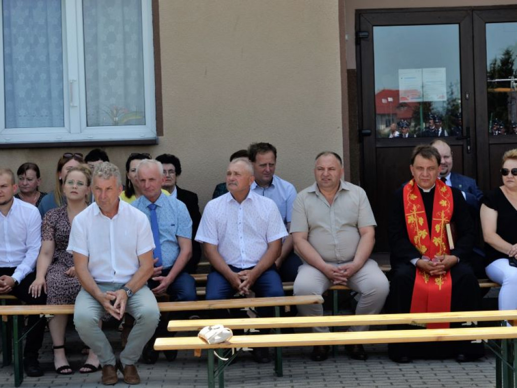 DORUCHÓW: Uroczyste przekazanie średniego samochodu ratowniczo-gaśniczego (ZDJĘCIA)