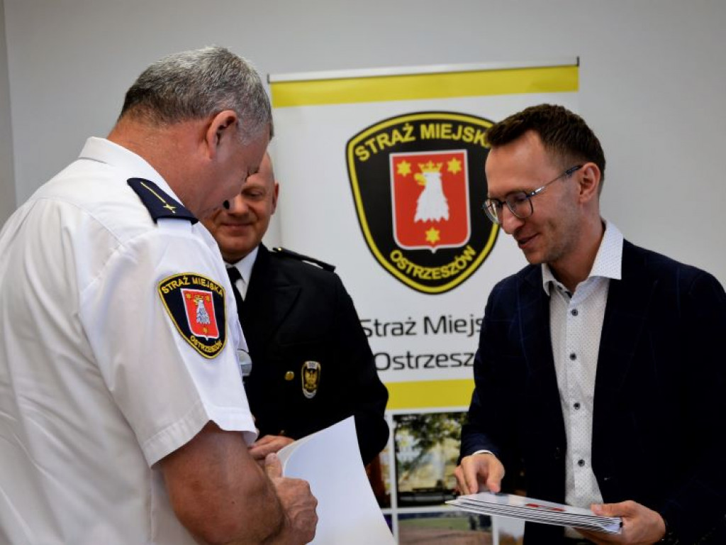 OSTRZESZÓW: Straż Miejska ma już 30 lat