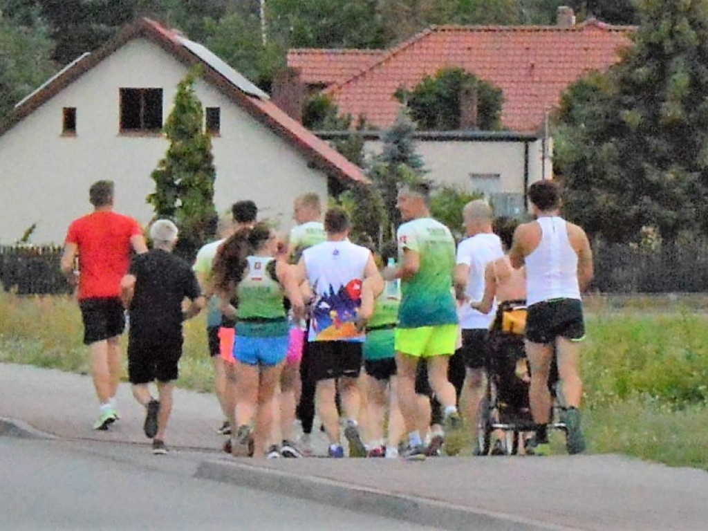 W ramach akcji ,,Rozbiegajmy Ostrzeszów`` pokonali 6-kilometrowy dystans