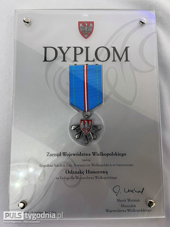 Odznaka Honorowa dla ZS Nr 1