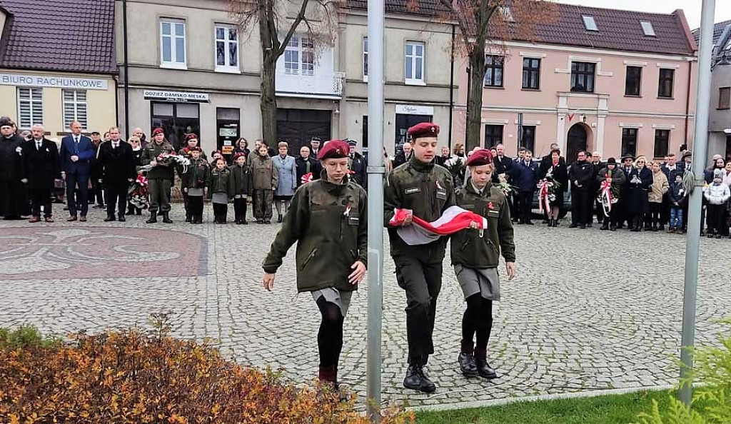 Mikstat pod flagą biało-czerwoną