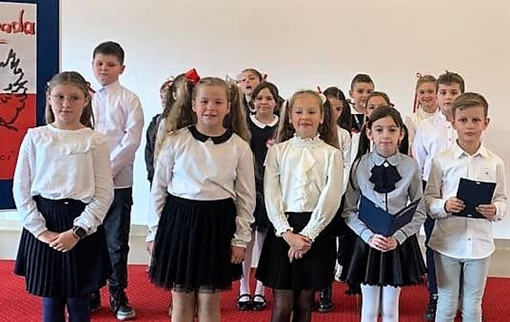 GRABÓW: Dla Niepodległej - hip, hip, hura!