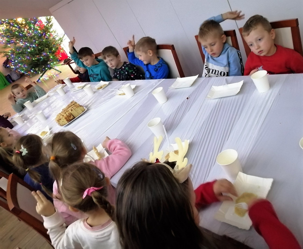 Świąteczne przygotowania przedszkolaków