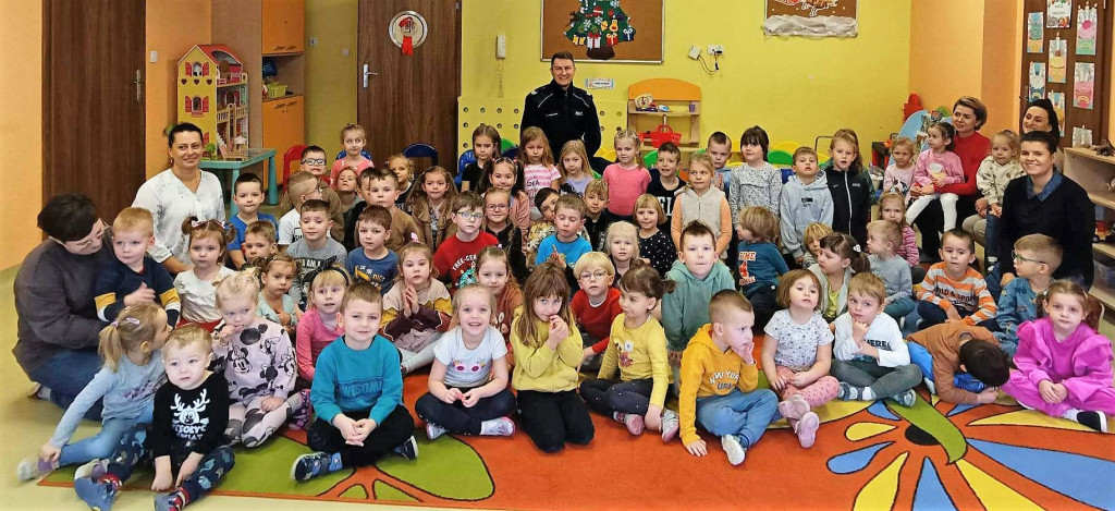 Dzielnicowy w Przedszkolu w Mąkoszycach