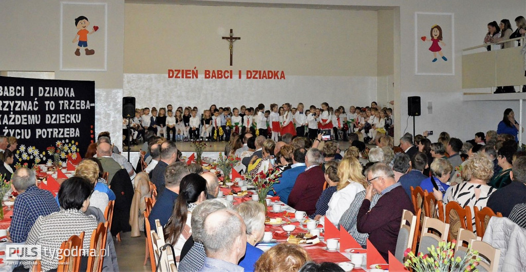 Dzień Babci i Dziadka w Kraszewicach