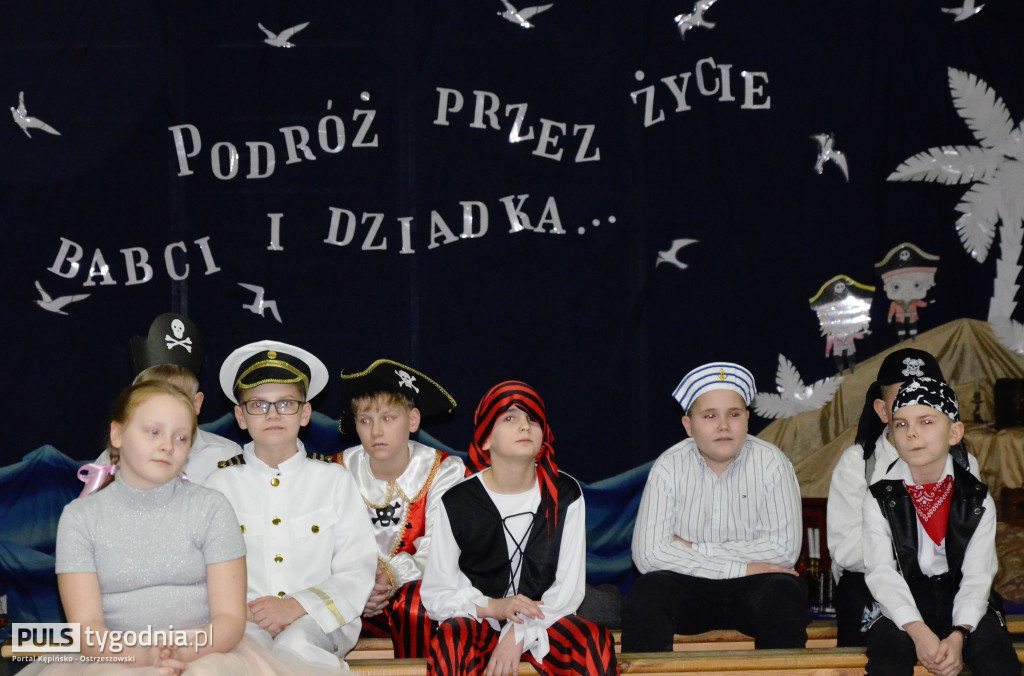 Dzień Babci i Dziadka w szkole w Kraszewicach